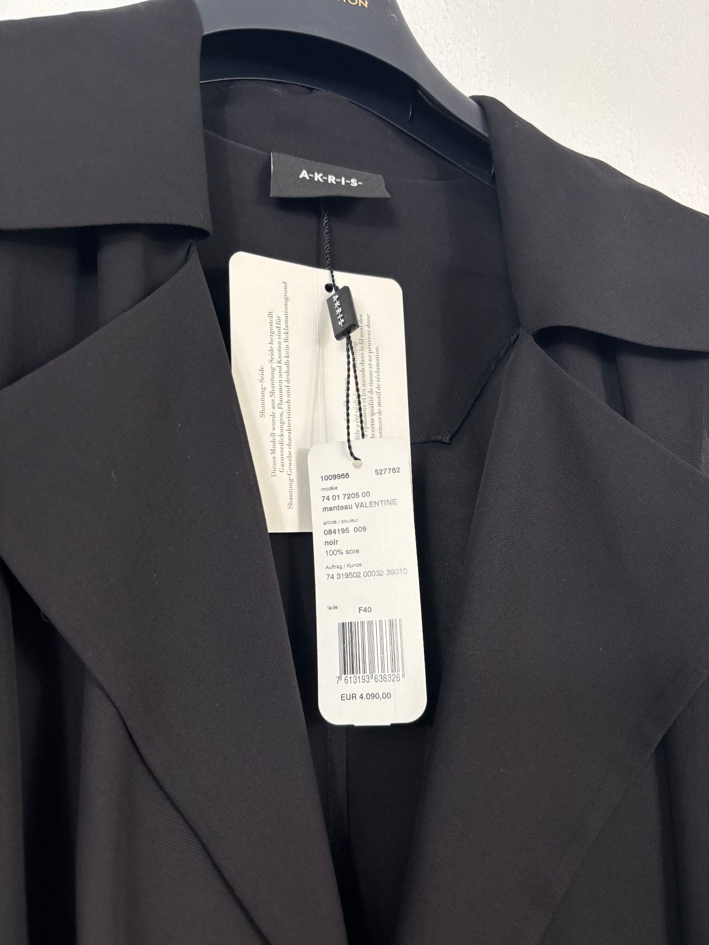 Long trench en gaze de soie noire – Akris – T.40 - Neuf avec étiquette-4