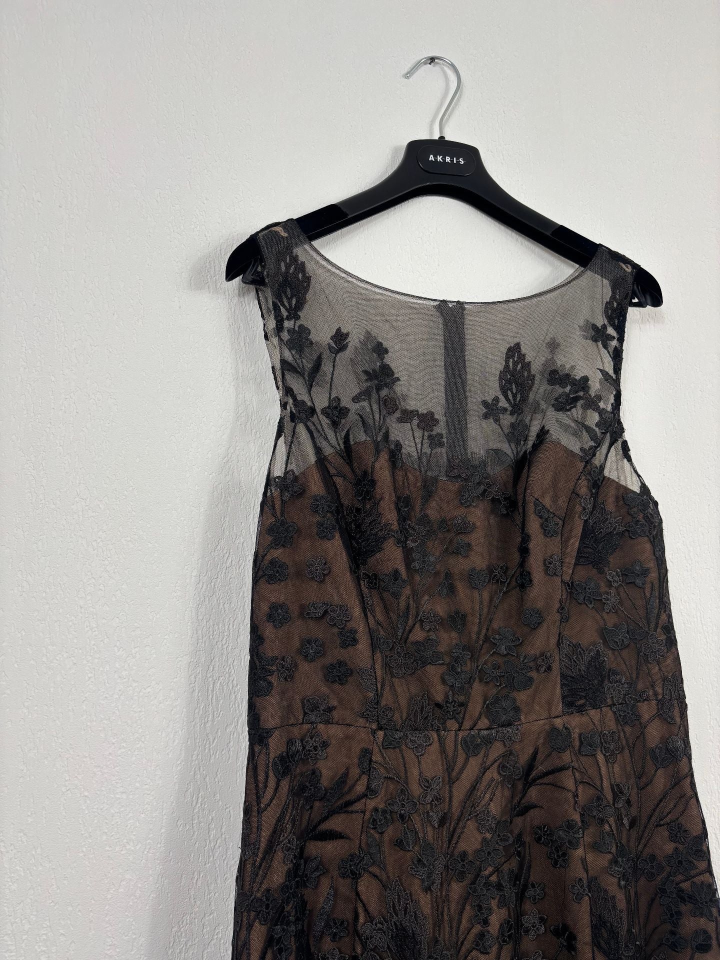 Robe midi en tulle brodé noir et nude Marchesa – Taille 42-6