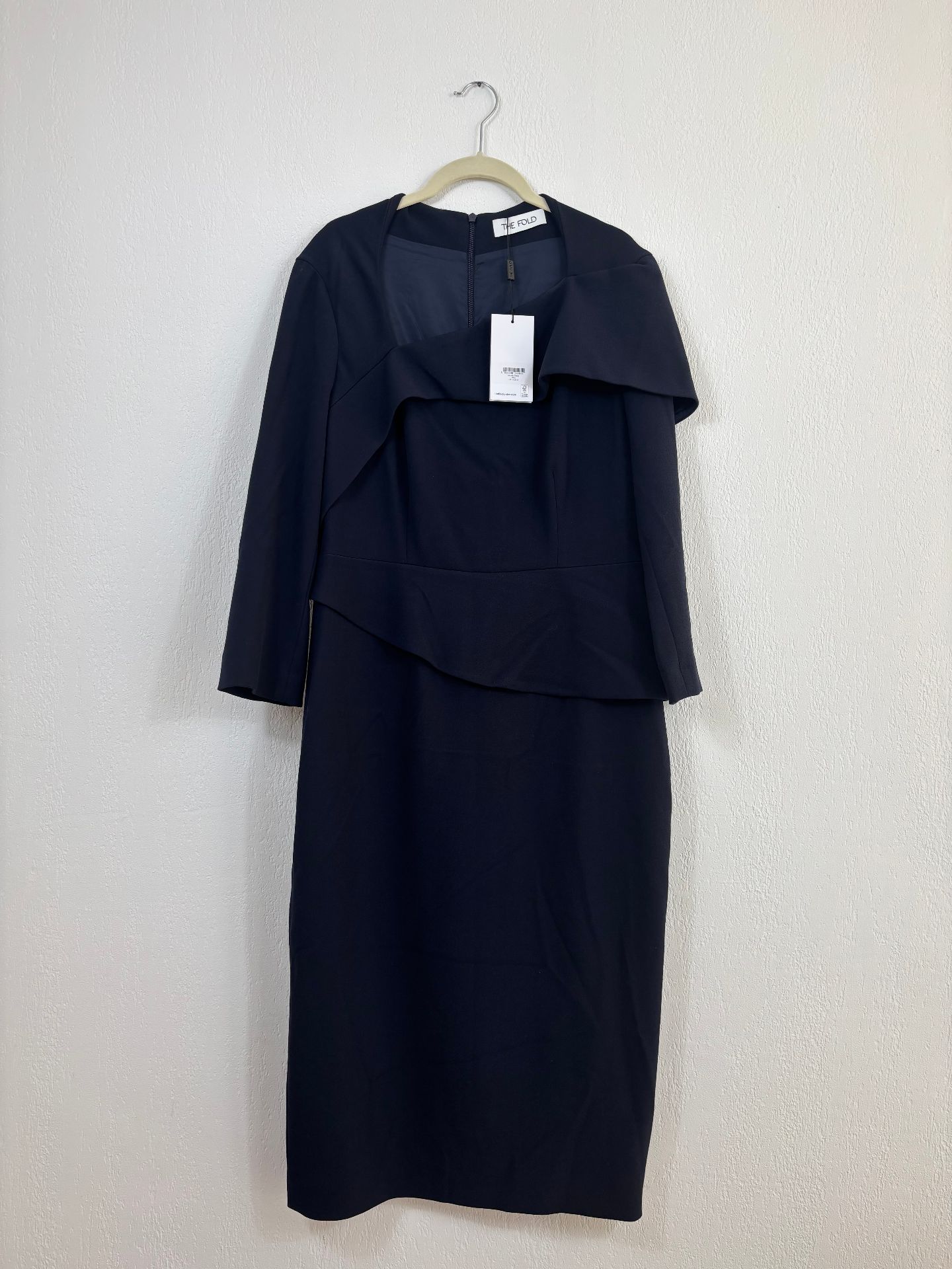 Robe Ceretto bleu marine à volant asymétrique – The Fold – Taille 40-2