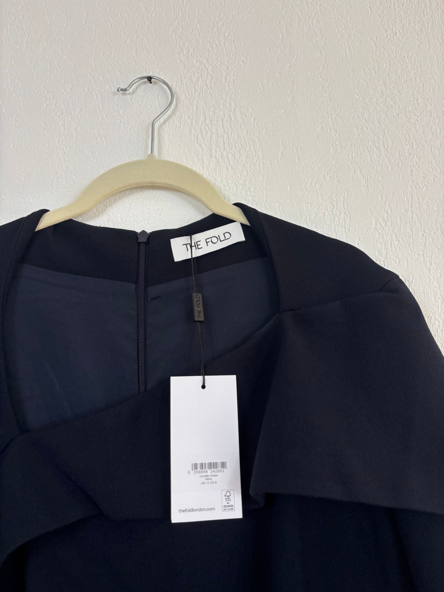 Robe Ceretto bleu marine à volant asymétrique – The Fold – Taille 40-4
