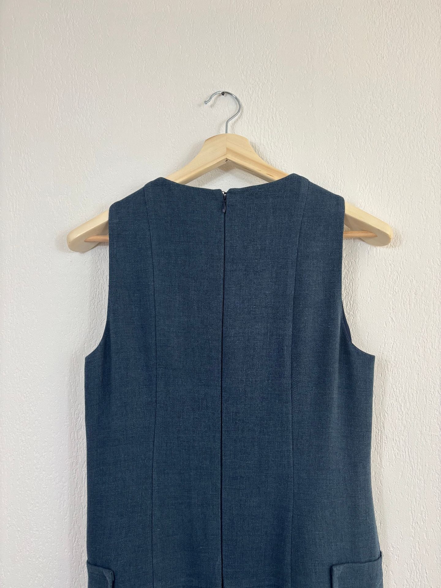 Robe longue Akris bleu pétrole sans manches à plis – T.40-8