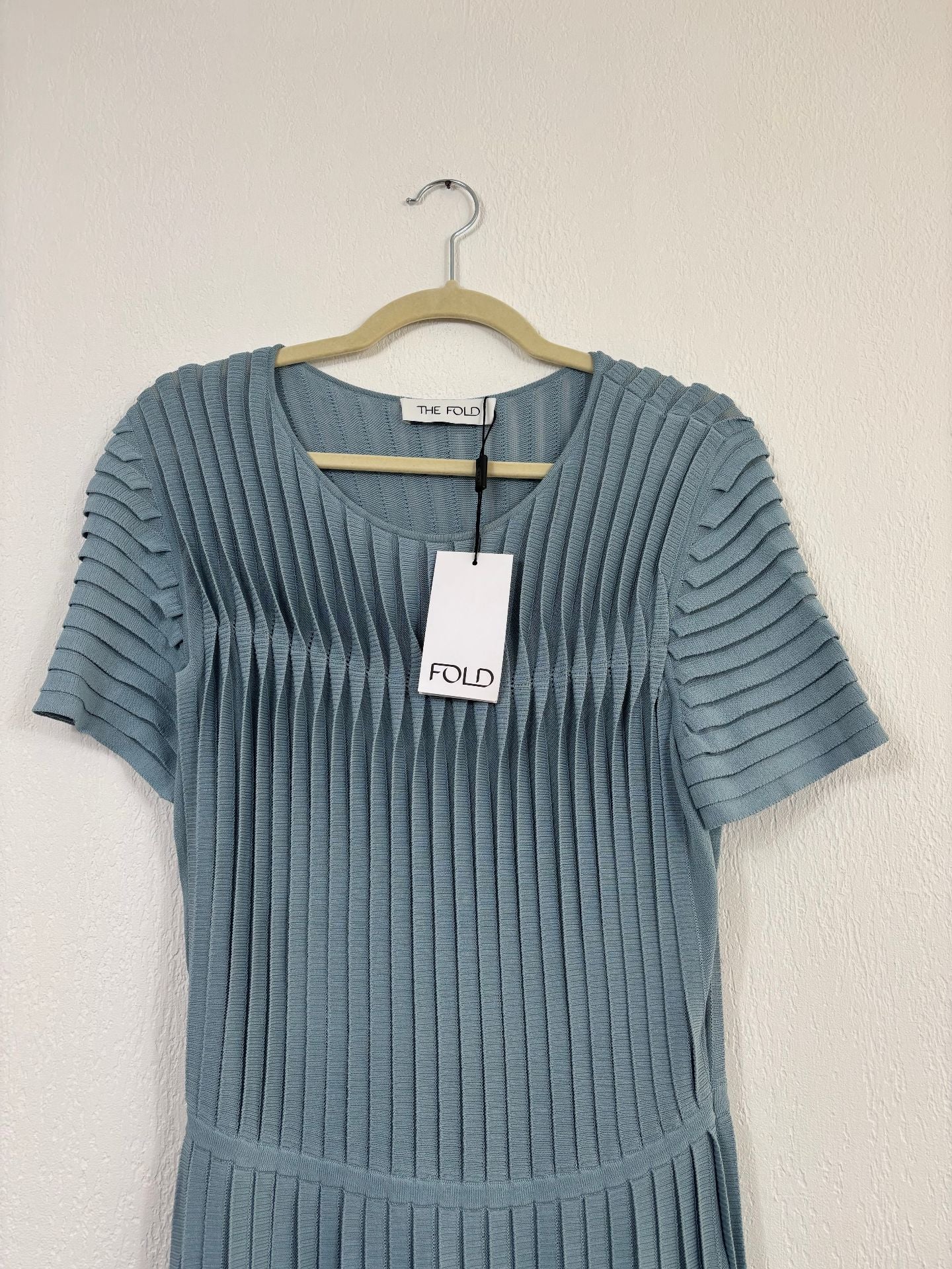 Robe midi Allegra en maille stretch eucalyptus - The Fold – Taille 38-3
