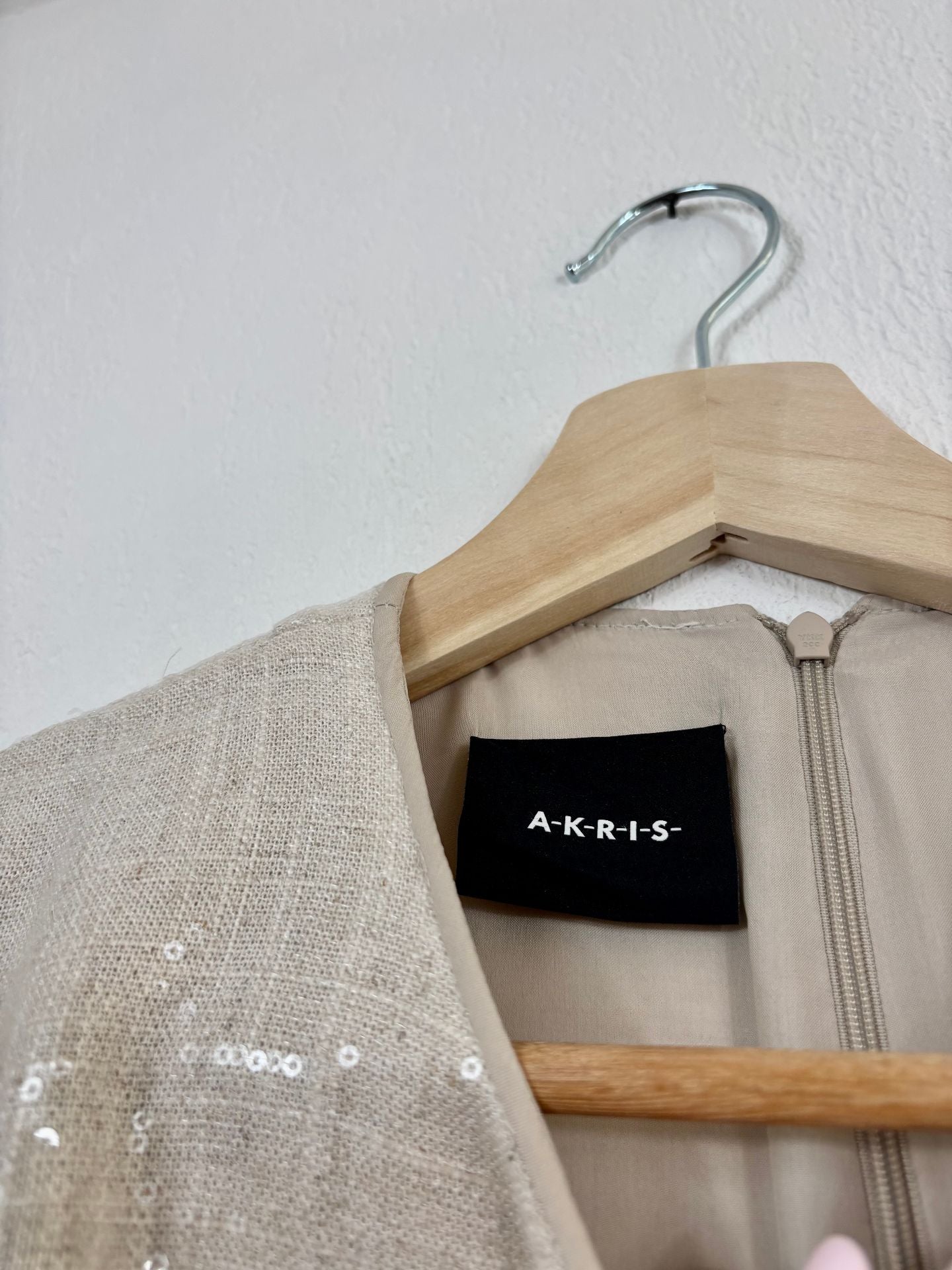 Robe midi Akris en lin mélangé à sequins transparents – Taille 38-5