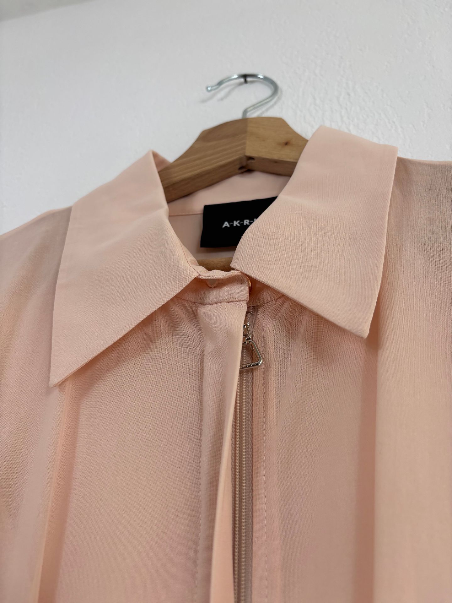 Robe chemise manches longues en voile de coton rose saumon - Akris – Taille 40-5