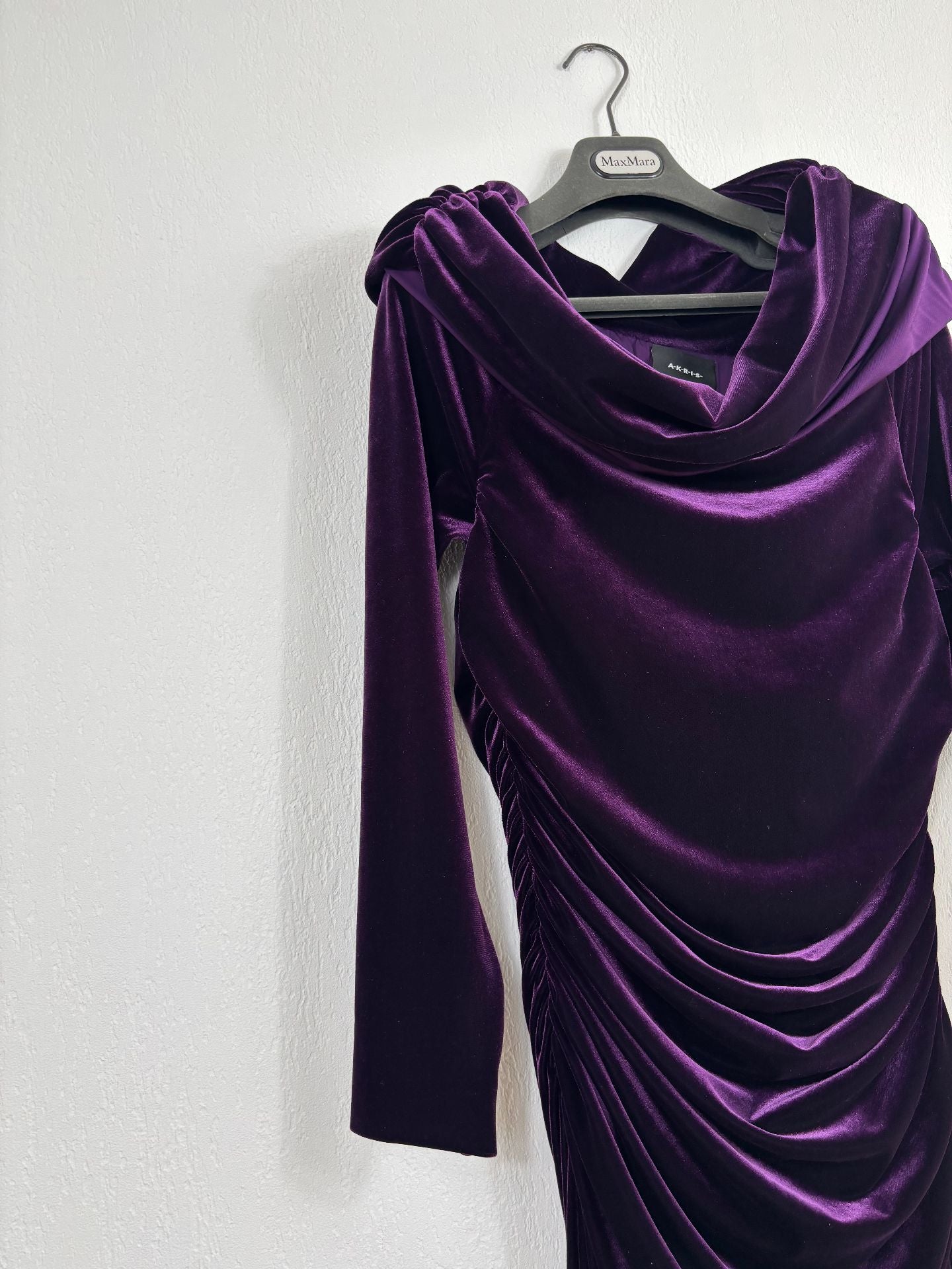 Robe longue Akris velours aubergine bardot drapé plissé – T.42-6