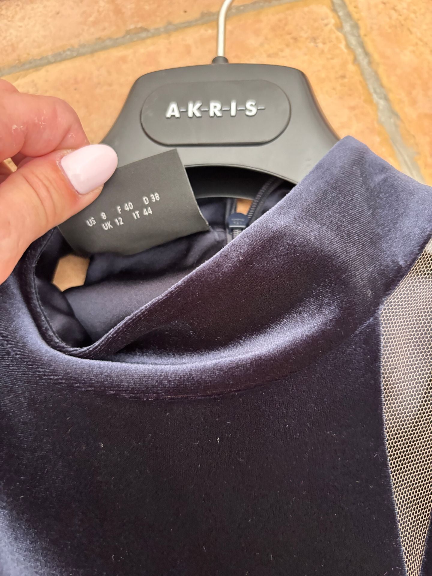 Robe longue velours mockneck 100 ans épaules mesh – Akris – Taille 40-9