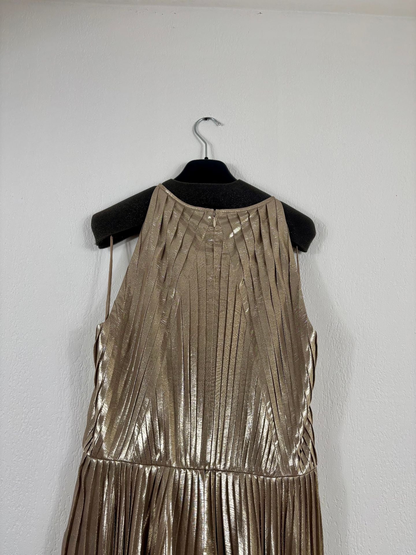 Robe Ralph Lauren Collection Abigail lurex plissé gris doré – Taille 40-9