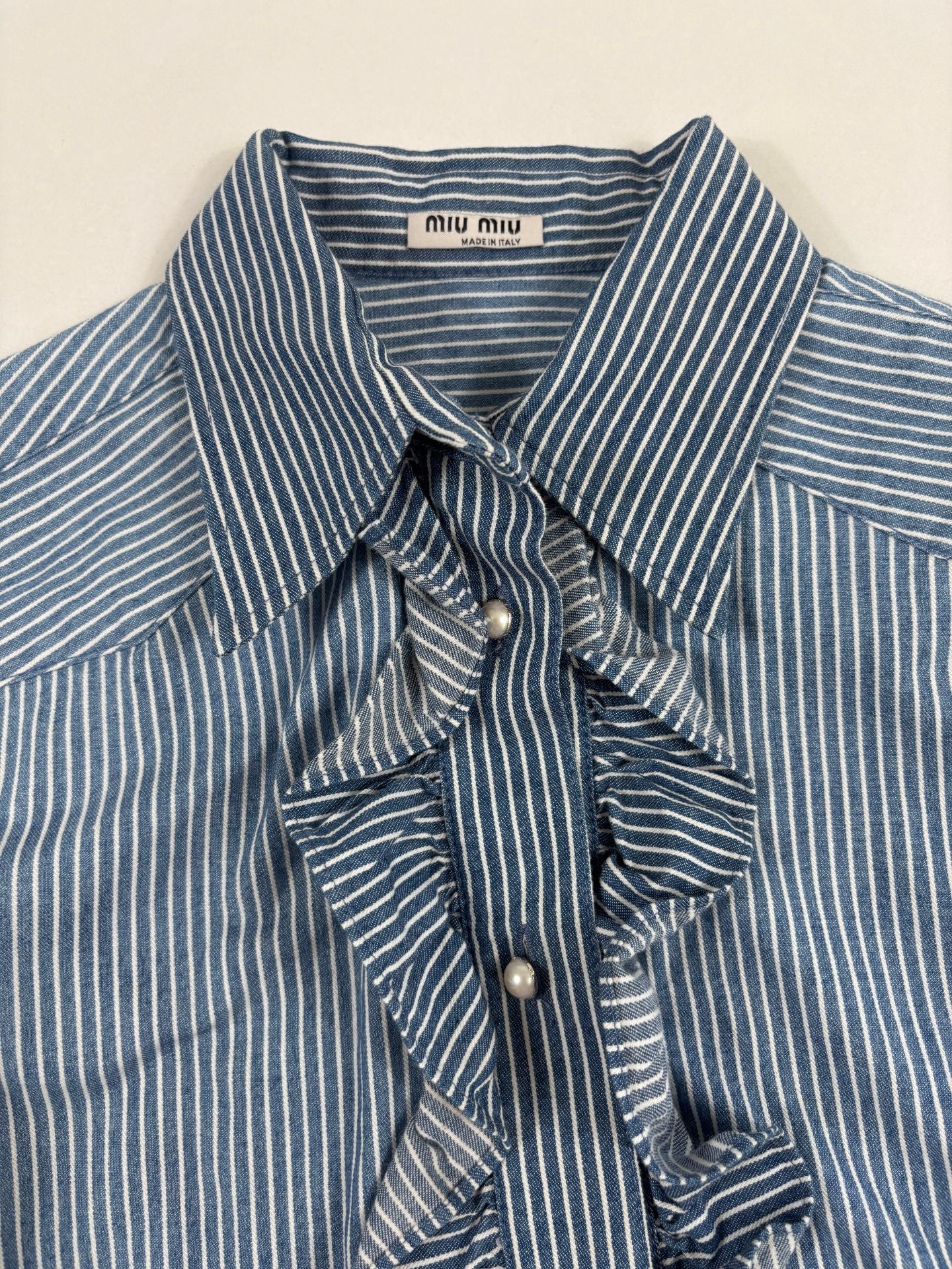 Chemise en popeline de coton rayée à volants – Miu Miu – Taille 38-6