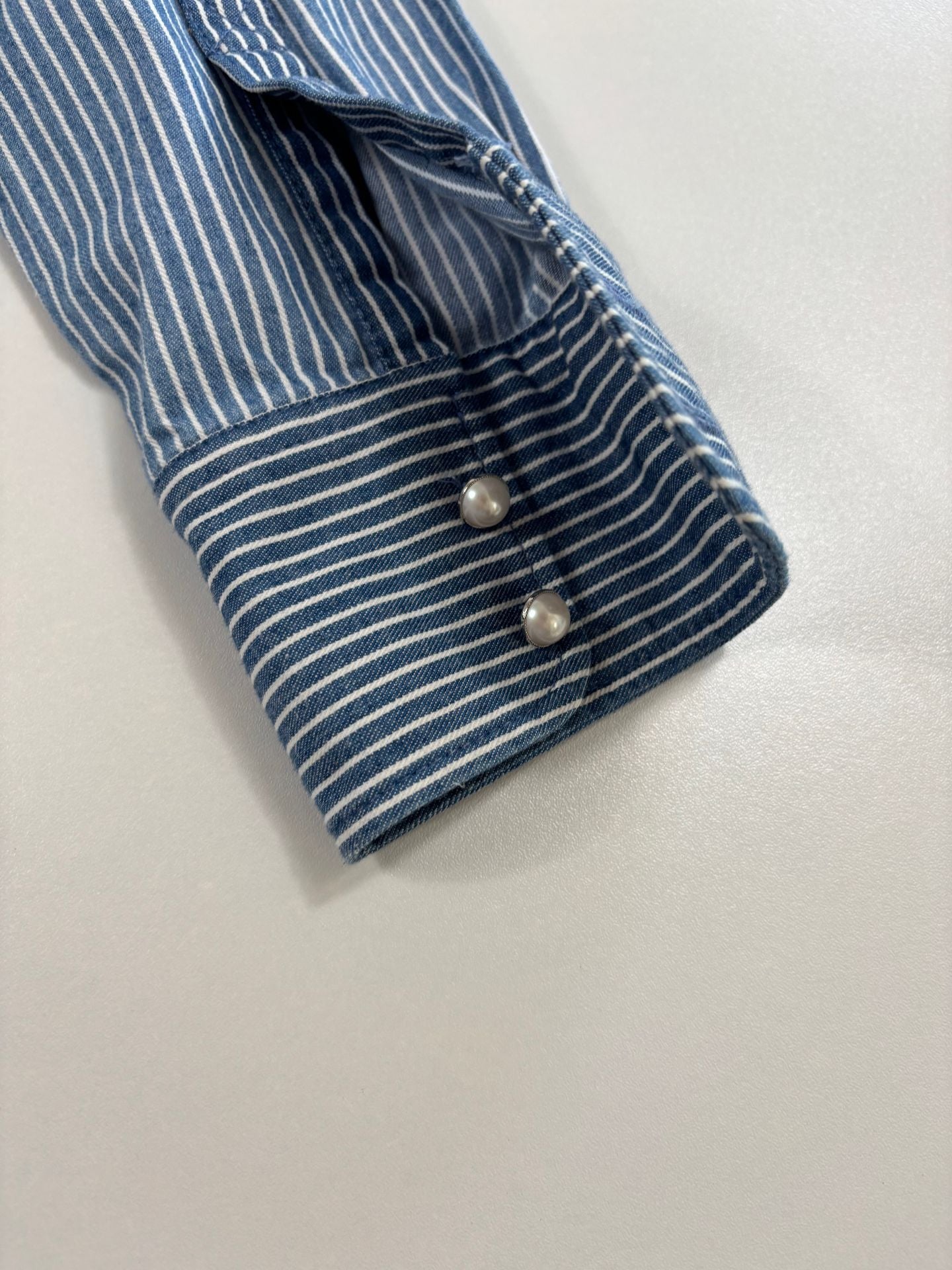 Chemise en popeline de coton rayée à volants – Miu Miu – Taille 38-13