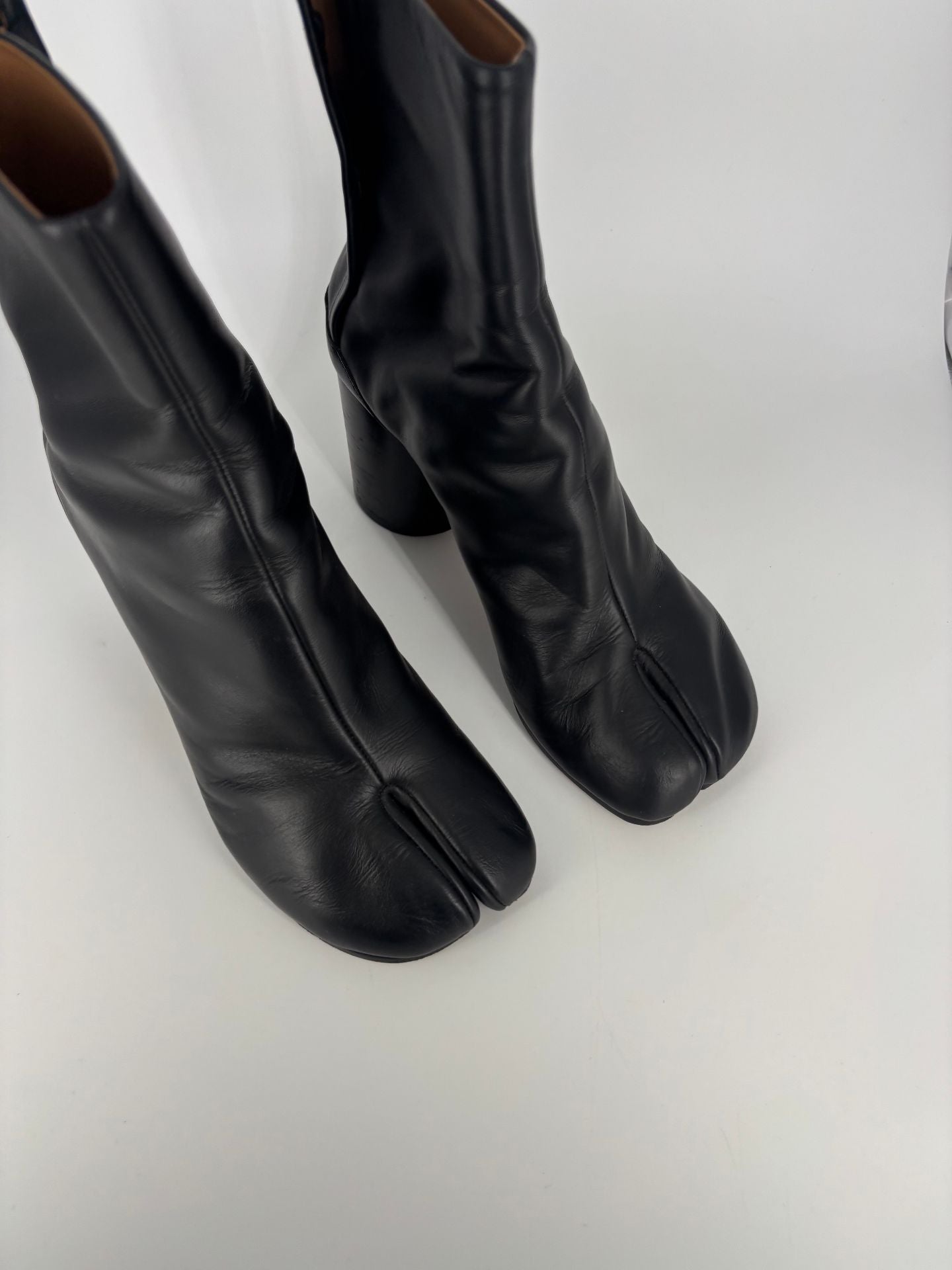 Bottines Tabi en cuir noir à talon Maison Margiela – Taille 37-2