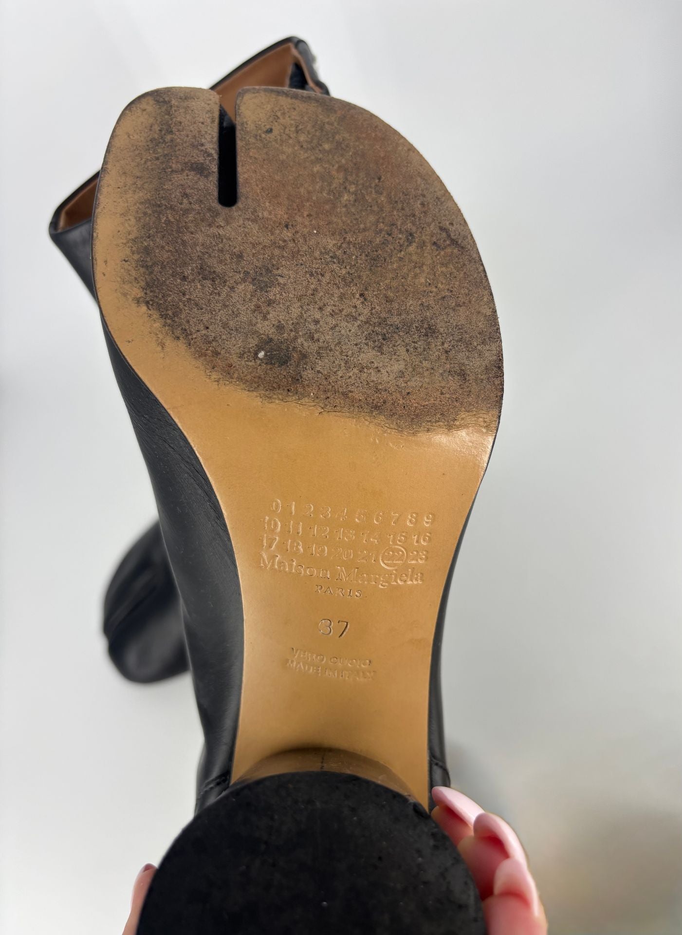Bottines Tabi en cuir noir à talon Maison Margiela – Taille 37-9