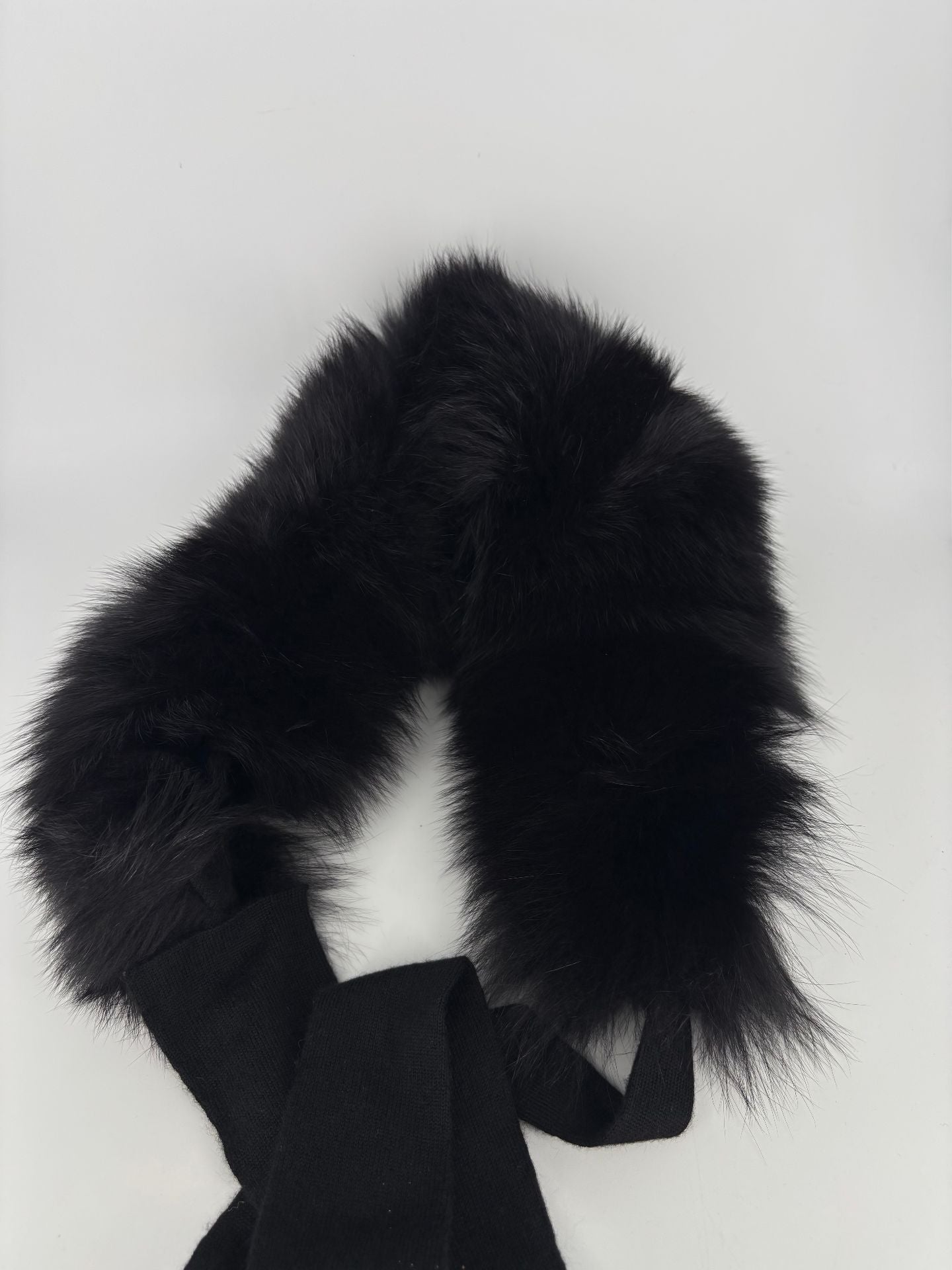 Tour de cou Giorgio Armani en fourrure de renard noire poils longs-3