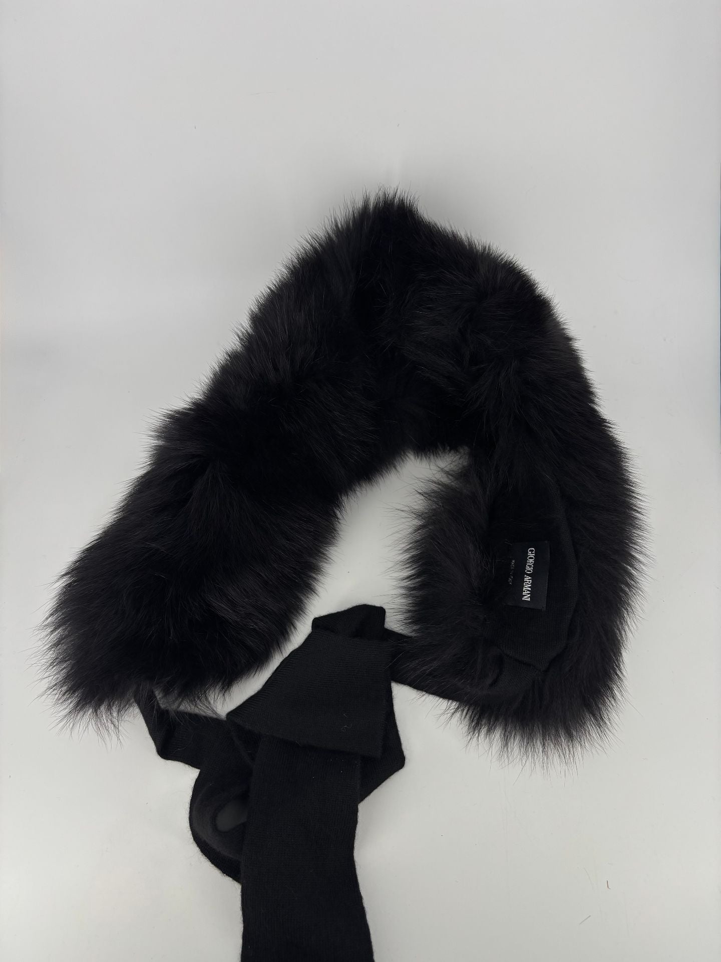 Tour de cou Giorgio Armani en fourrure de renard noire poils longs-5