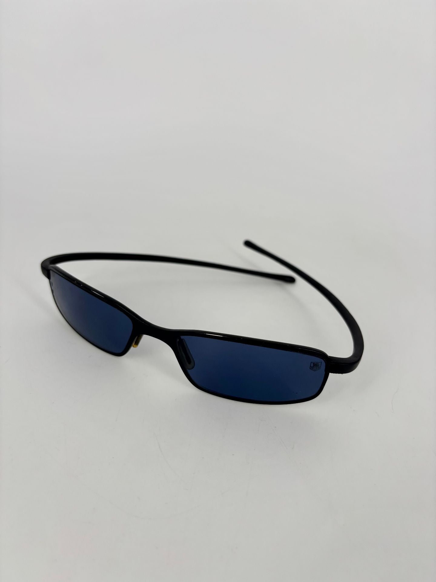 Lunettes de soleil TAG Heuer en titane noir et verres bleus-5