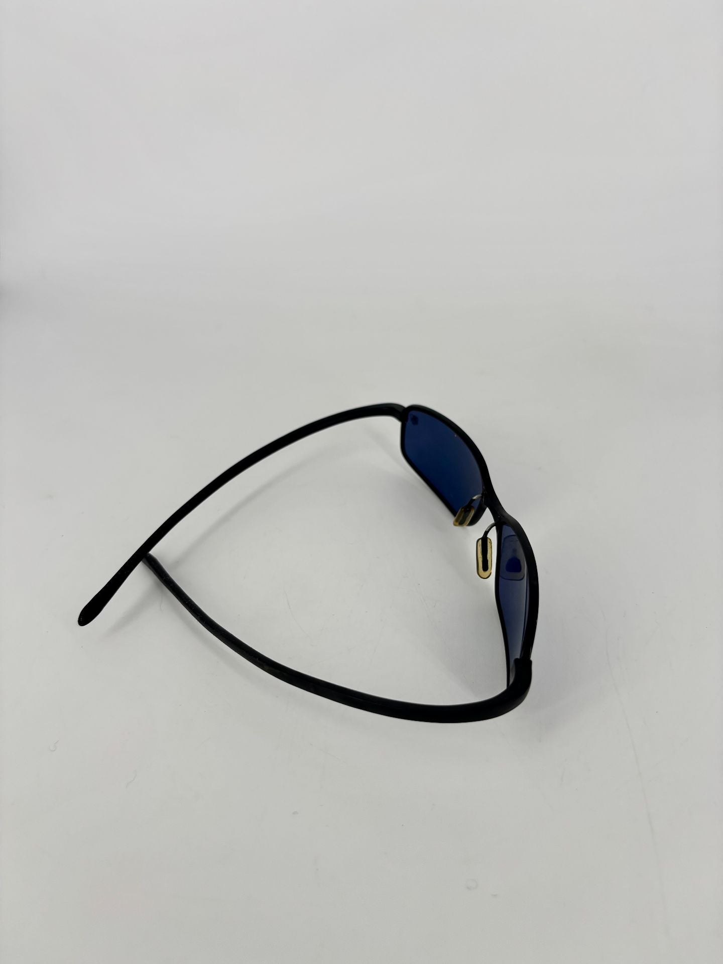 Lunettes de soleil TAG Heuer en titane noir et verres bleus-8