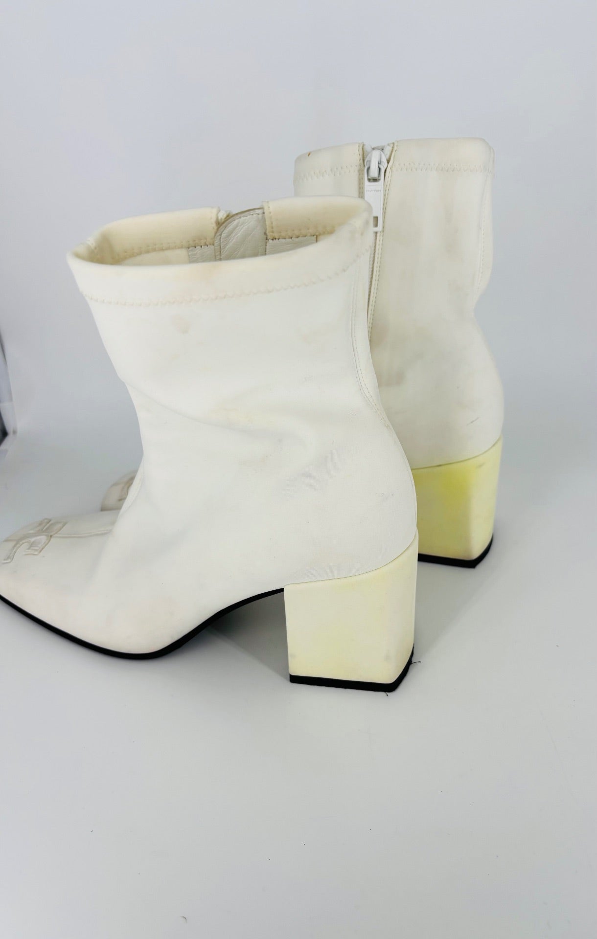 Bottines en cuir blanc à logo AC – Courrèges – T. 37-3