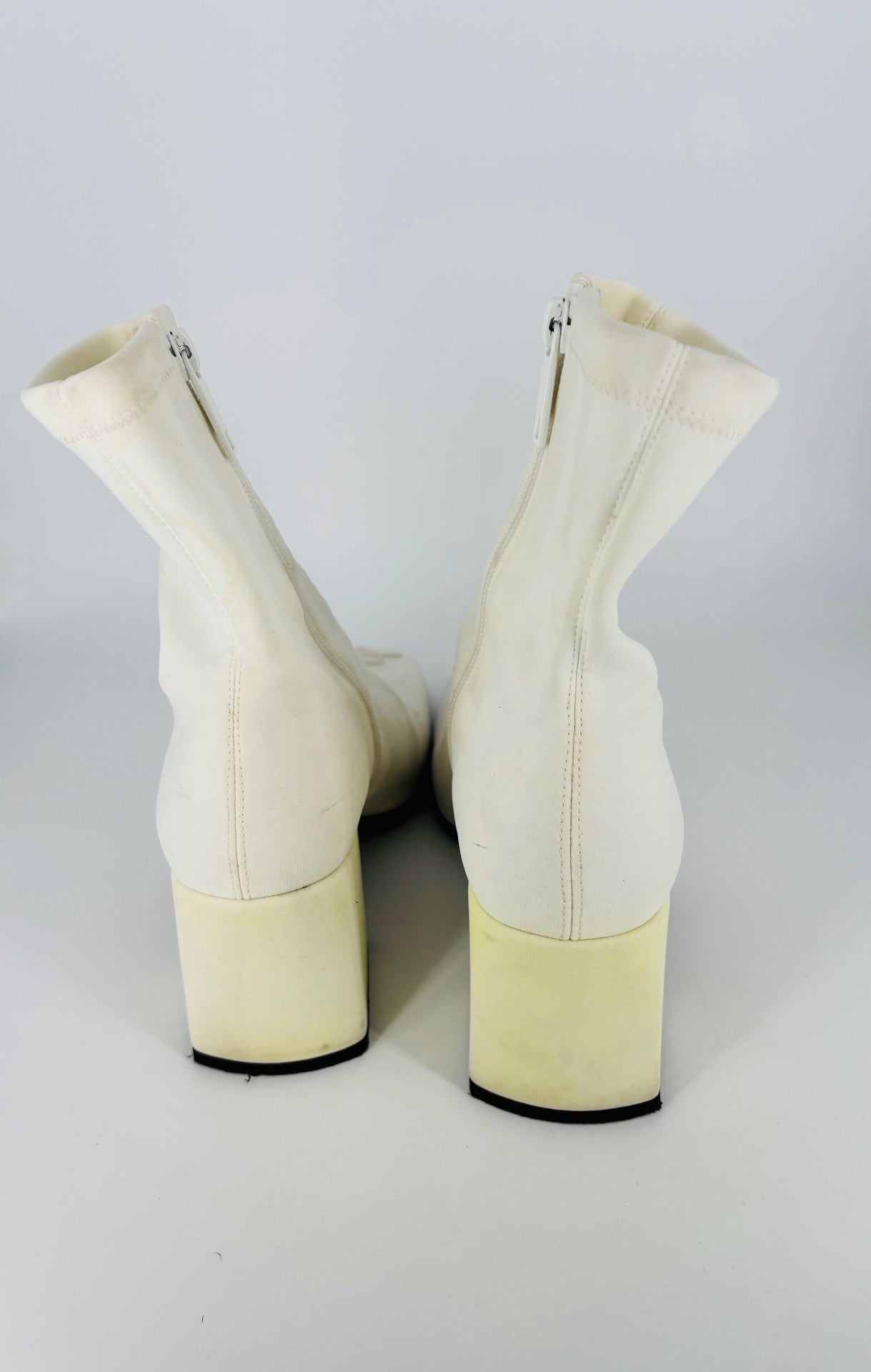 Bottines en cuir blanc à logo AC – Courrèges – T. 37-4