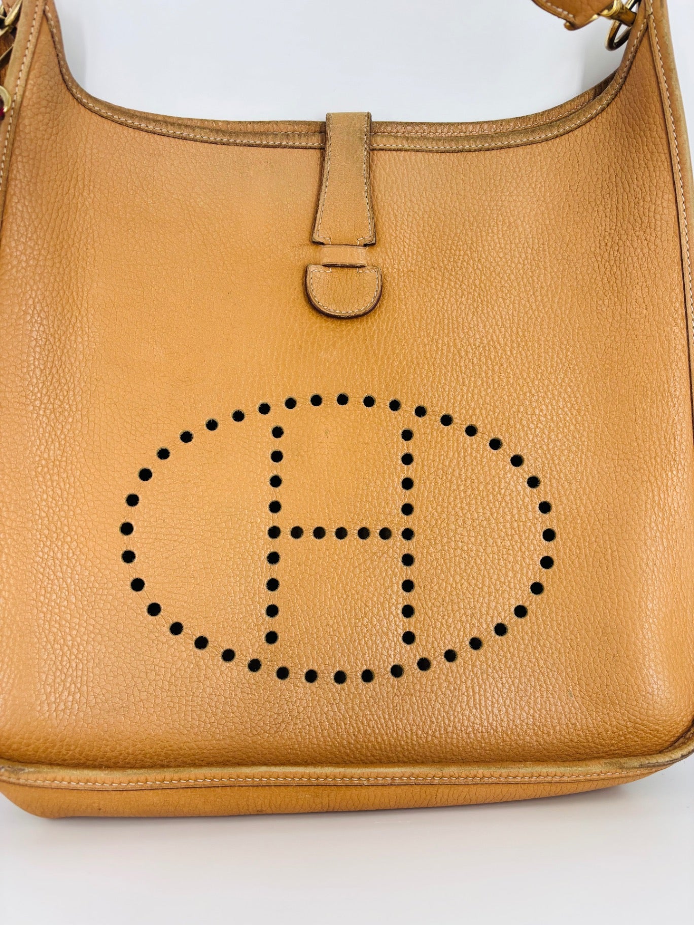Evelyne 29 Bag in Gold Ardenne Cowhide – Hermès – 1994-9