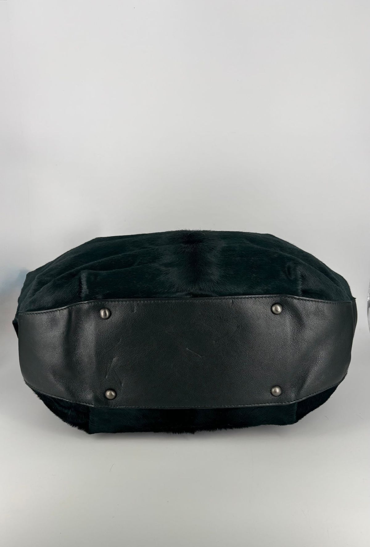 Sac Akris hobo poil de poulain vert sapin anse cuir noir-12