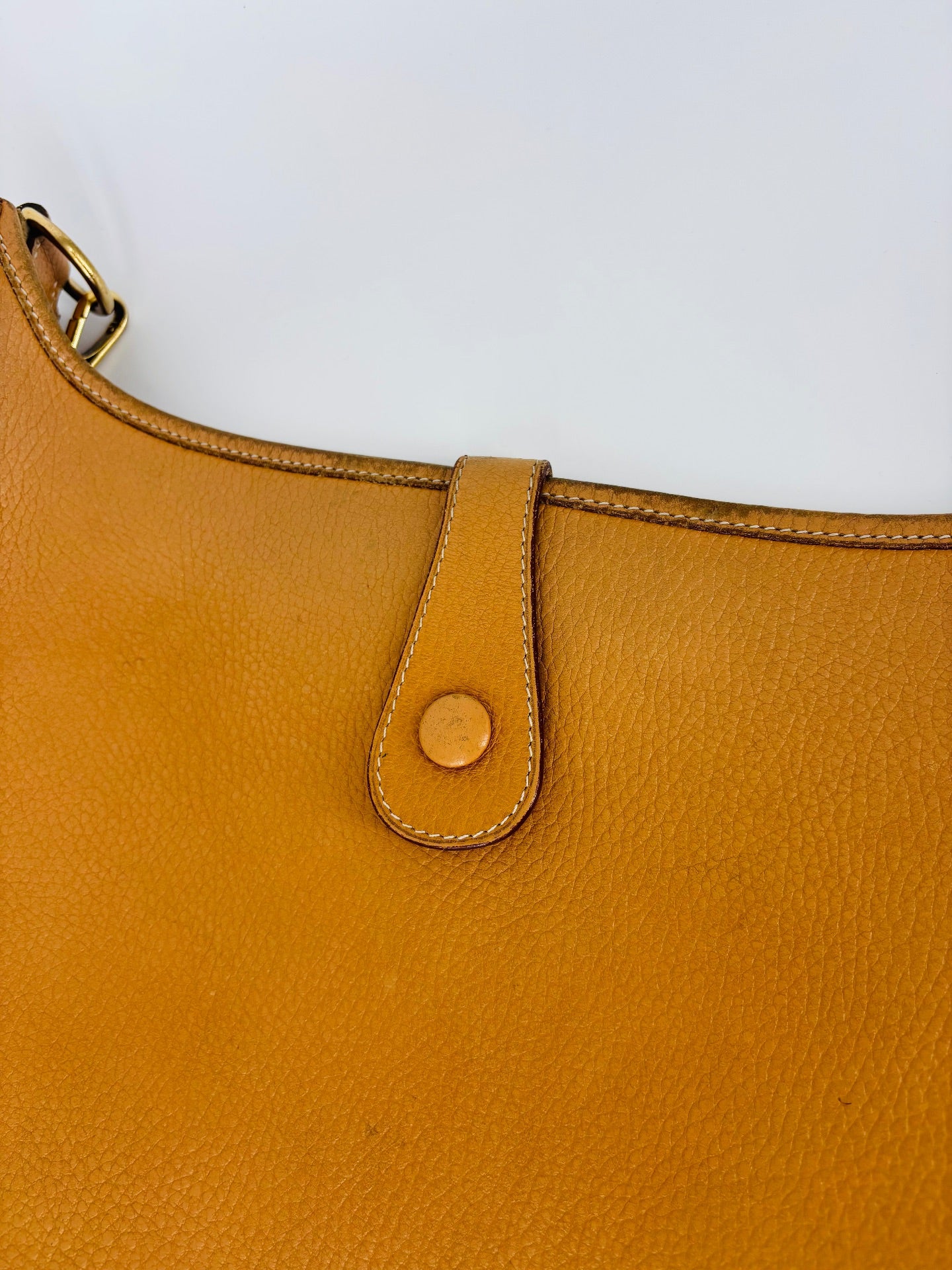 Evelyne 29 Bag in Gold Ardenne Cowhide – Hermès – 1994-15