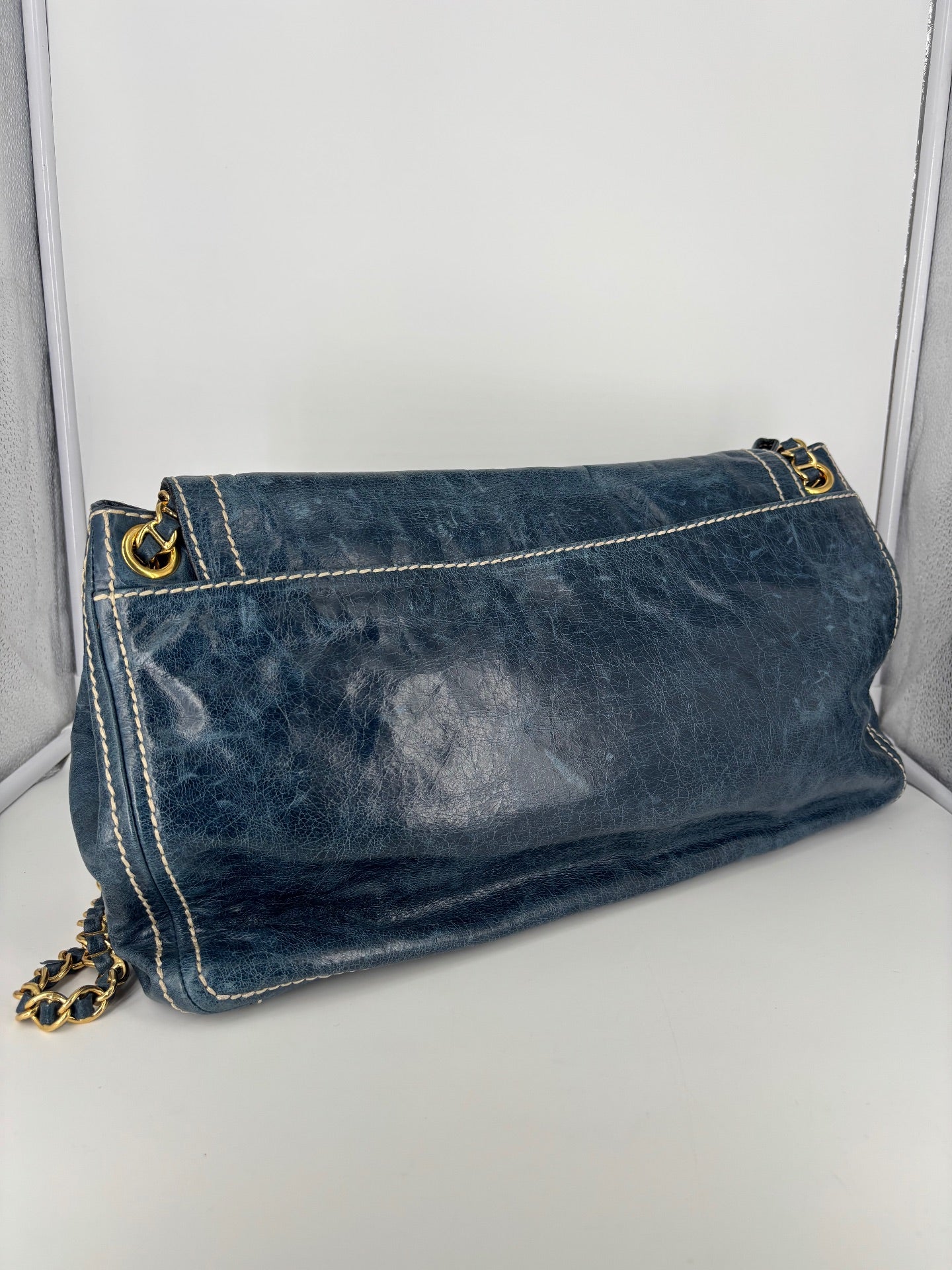 Sac en cuir vieilli bleu à chaîne – Prada-4