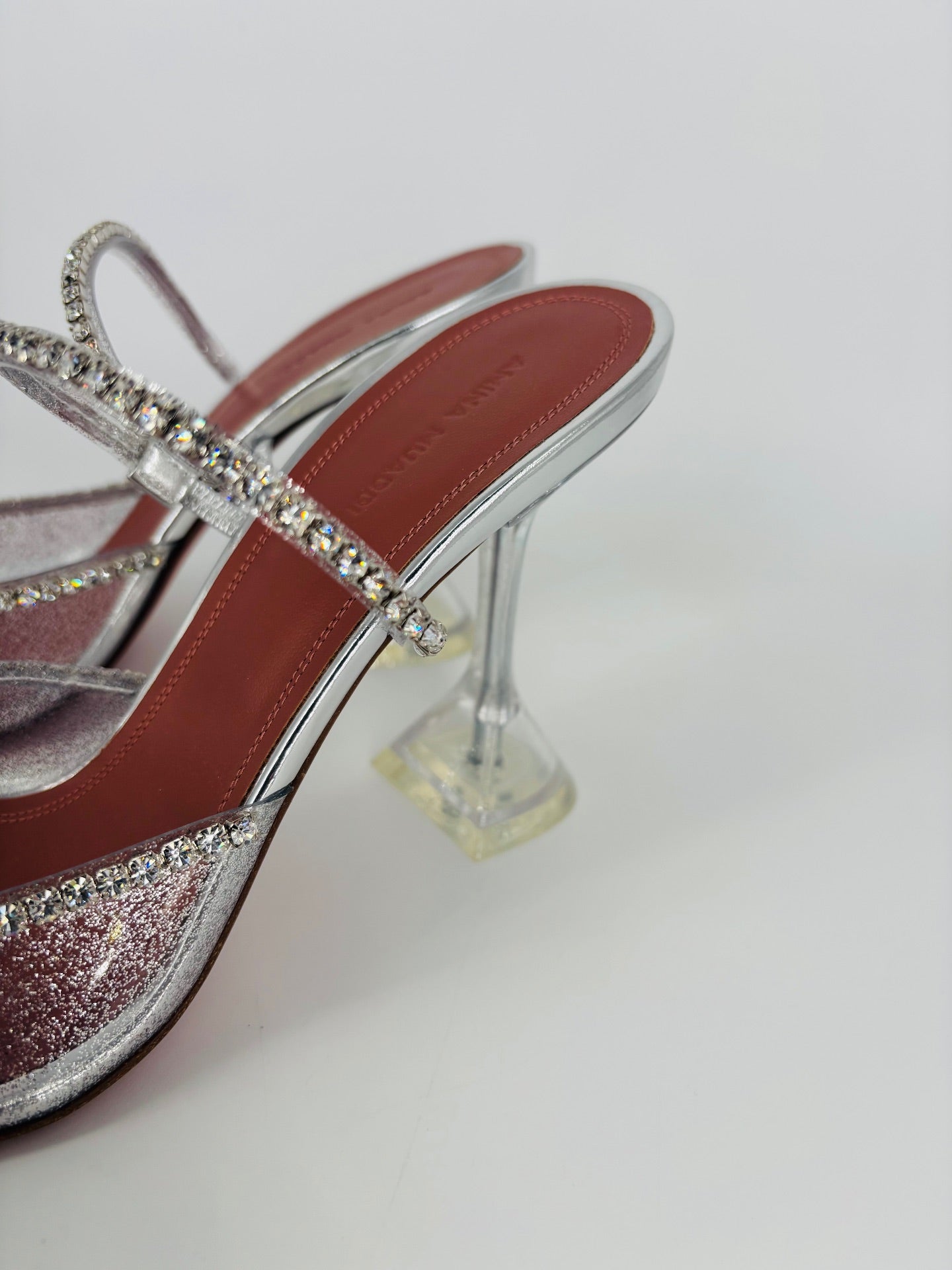 Mules Gilda pailletées strass – Amina Muaddi – T. 39,5-5