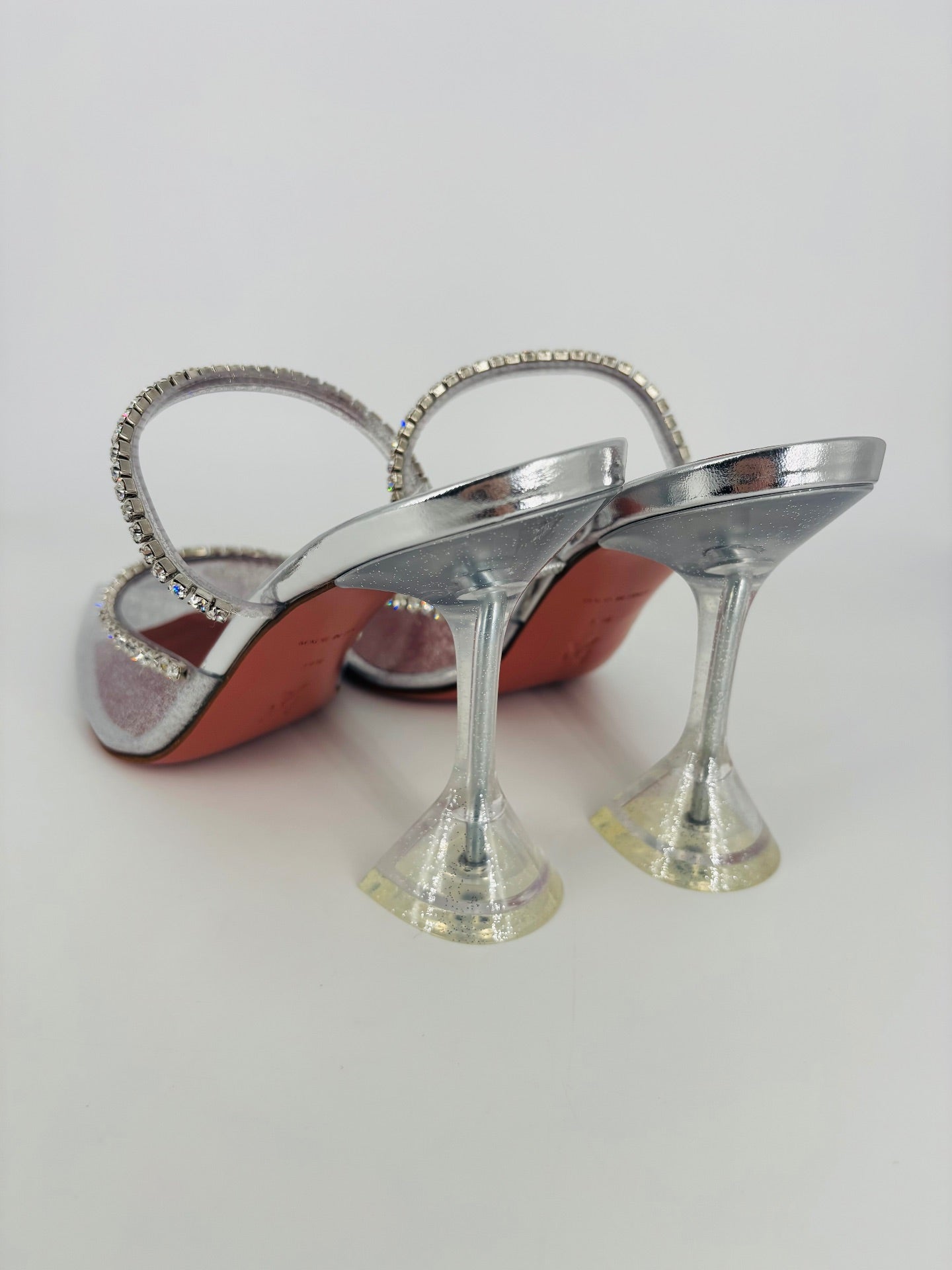 Mules Gilda pailletées strass – Amina Muaddi – T. 39,5-7