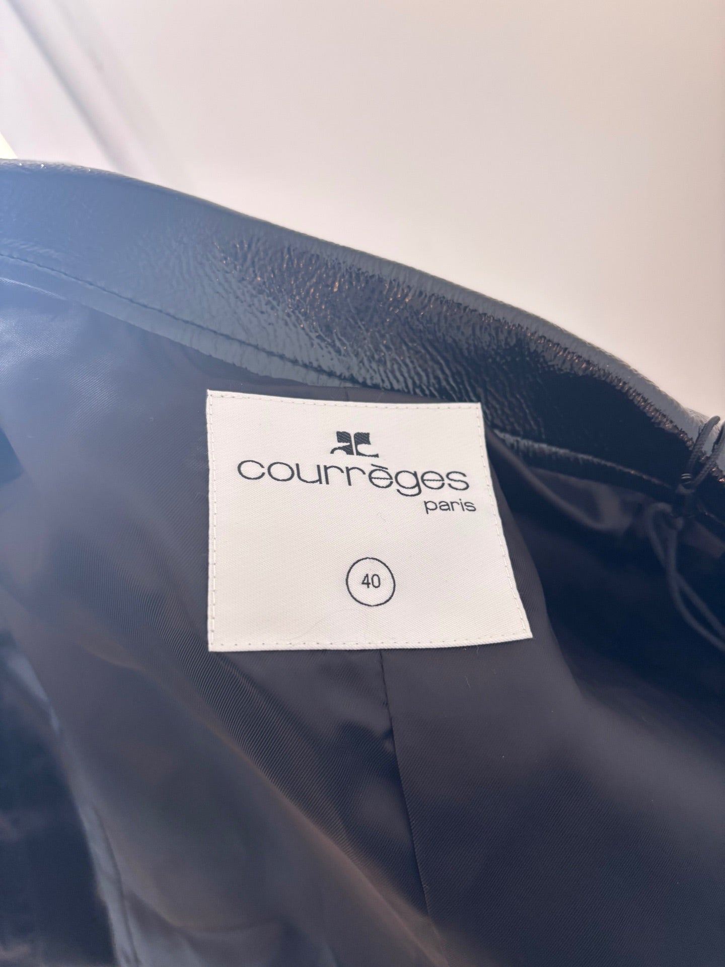 Black vinyl reissued jacket – Courrèges – Size 40-11